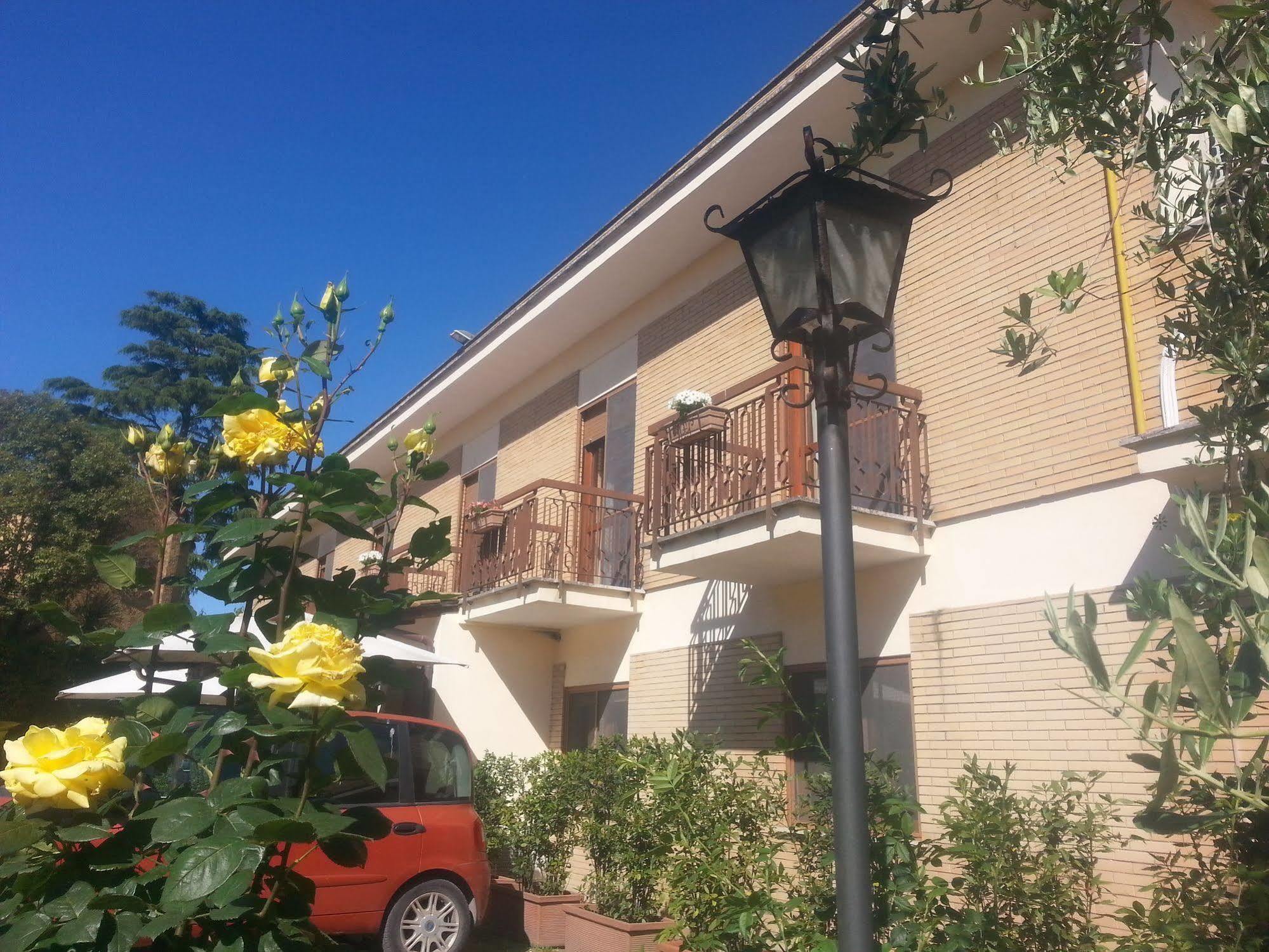 Hotel Tempio Di Apollo Rome Bagian luar foto